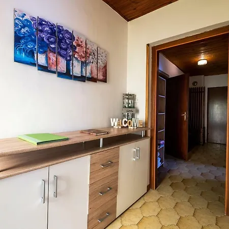 House Πανσιόν 3*
