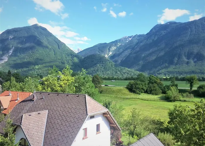 Holiday House 보베츠