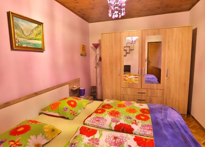 بيت ضيافة House